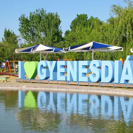 In Gyenesdias/balaton 18874 * Gyenesdiás